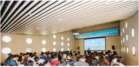 1541382140448022.png blob.png